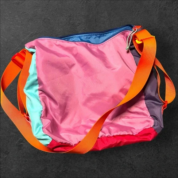 Cotopaxi Del Día Messenger Bag – One of a Kind - Picture 2 of 3